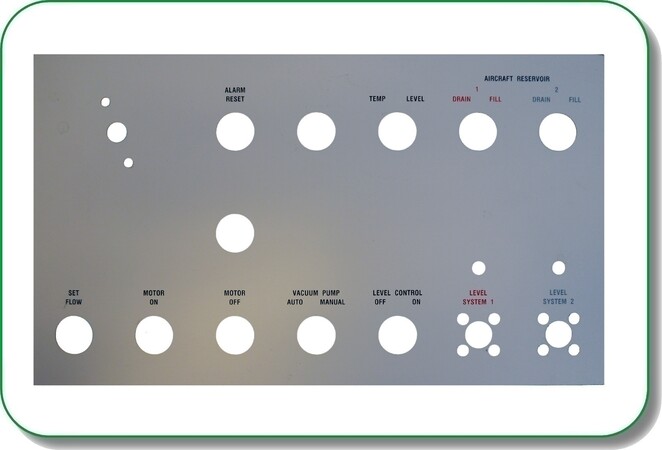 Frontpaneel aluminium gaten